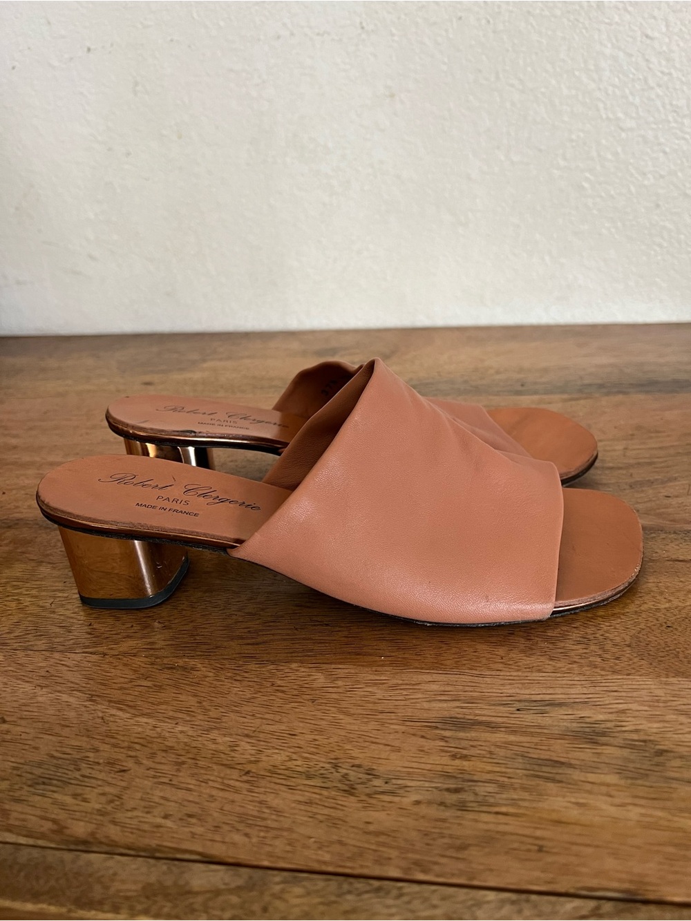 Robert Clergerie Nude Lato Slide Sandals Size 37.5 B